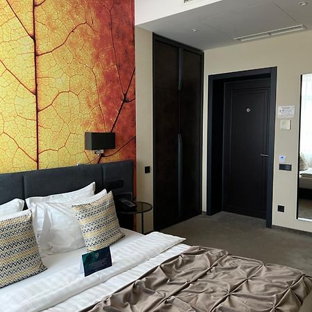 Noble Boutique Hotel Lutsʼk Eksteriør billede