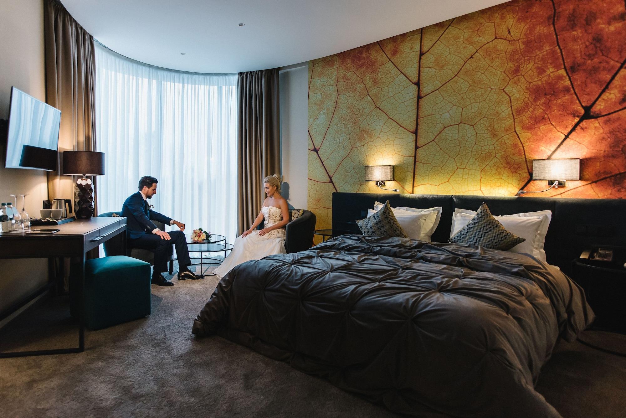 Noble Boutique Hotel Lutsʼk Eksteriør billede