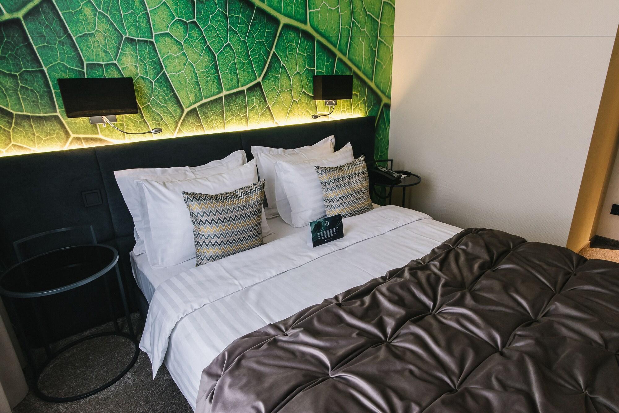Noble Boutique Hotel Lutsʼk Eksteriør billede