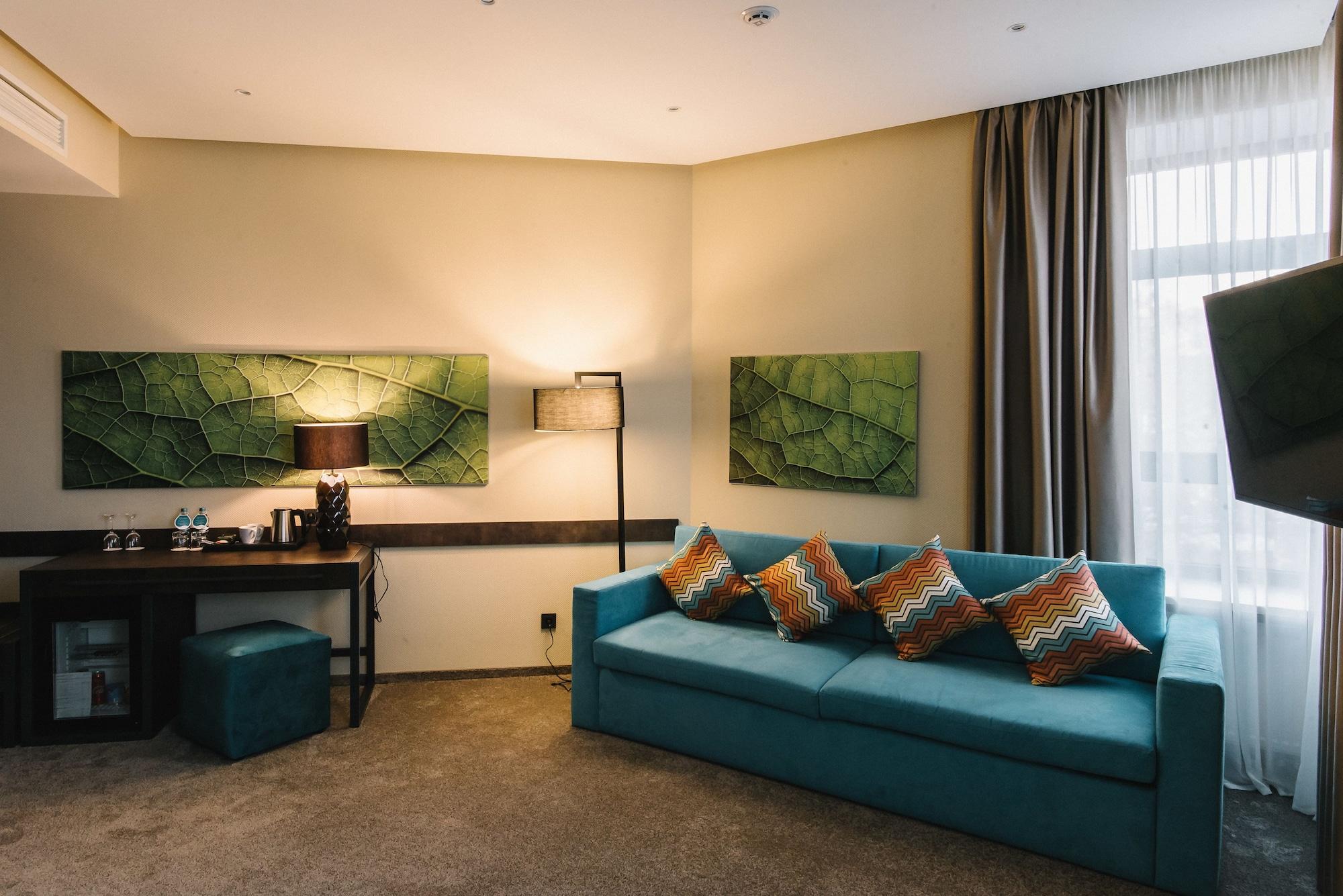 Noble Boutique Hotel Lutsʼk Eksteriør billede