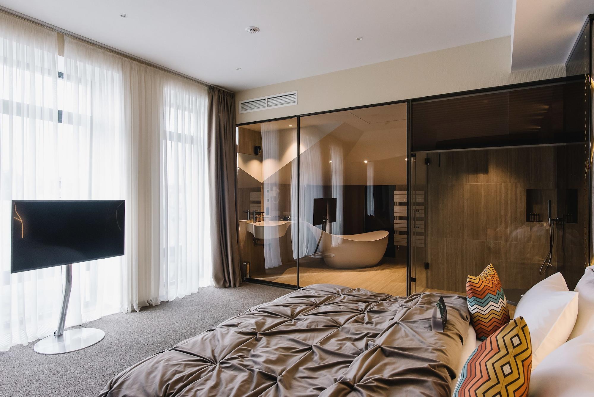 Noble Boutique Hotel Lutsʼk Eksteriør billede