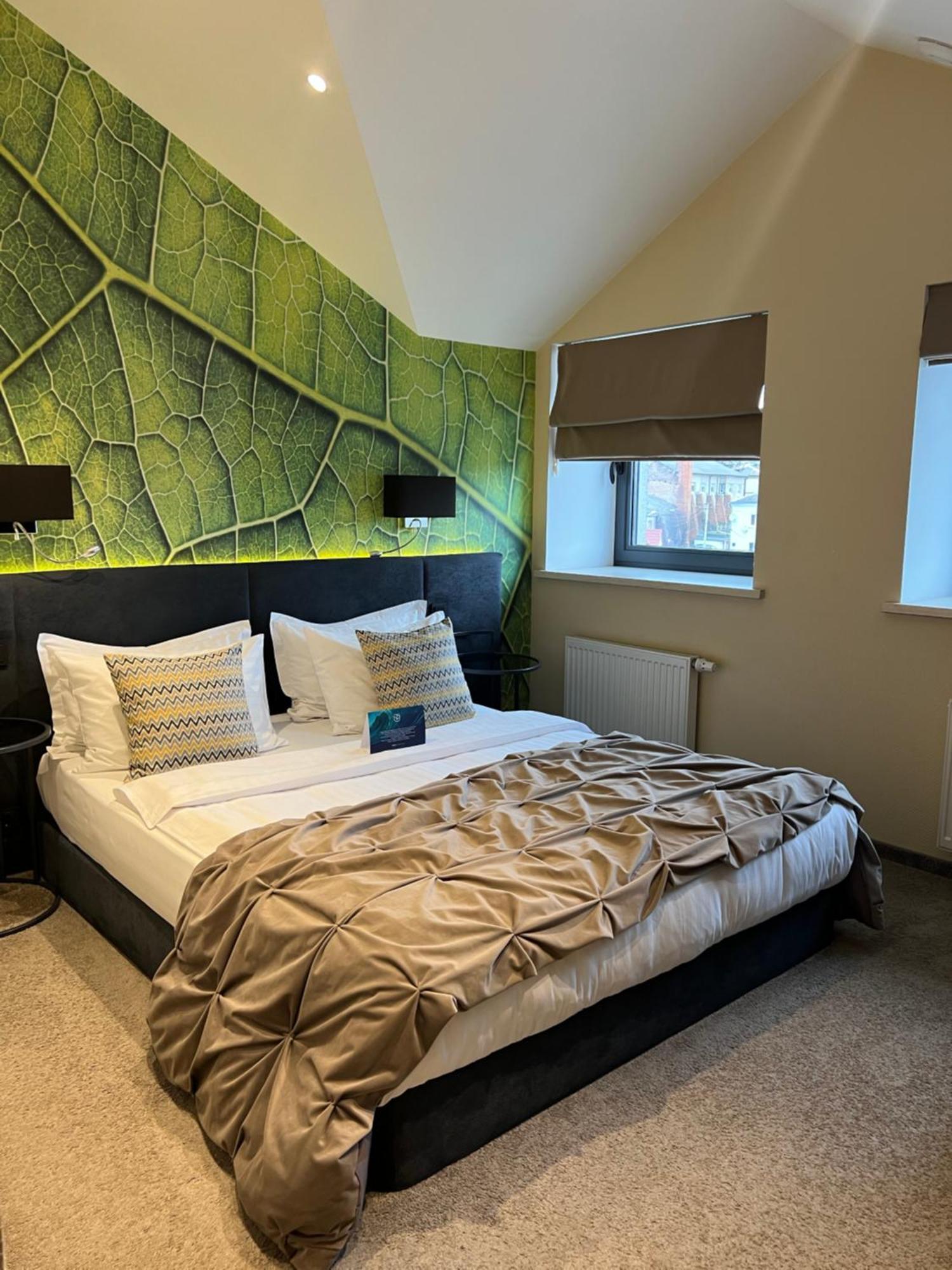 Noble Boutique Hotel Lutsʼk Eksteriør billede