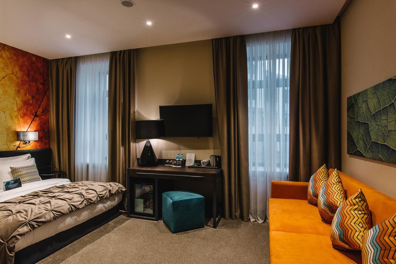 Noble Boutique Hotel Lutsʼk Eksteriør billede